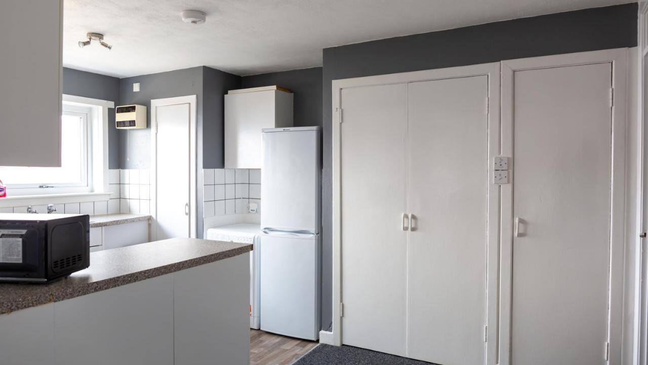 Loch & Hill View Apartment Fort William Extérieur photo
