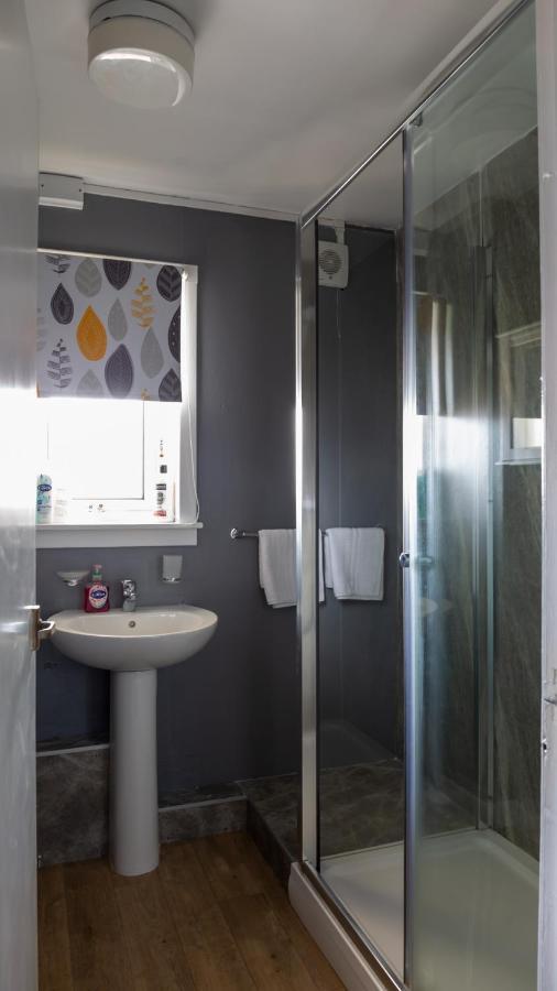 Loch & Hill View Apartment Fort William Extérieur photo
